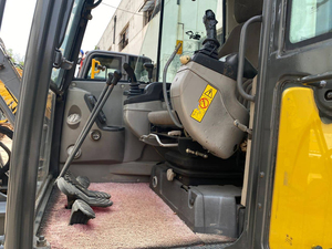 Mini-excavatrice Volvo EC60D d'occasion, 6 tonnes, hydraulique, chenilles, moteur, PLC, boîte de vitesses, pompe - Product Image 5