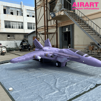 Modèle d'avion de chasse gonflable violet de 5 m avec double queue et double moteur pour exposition d'événements aéronautiques