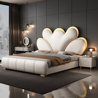 Nouveau Lit de Luxe en Cuir Rembourré avec Rangement, Ensemble de Meubles de Chambre, Cadre de Lit King Size Doré pour Hôtel et Maison