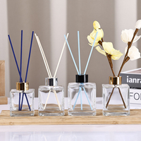 Diffuseurs de parfum en verre carré recyclables de plusieurs tailles - Contenants de luxe avec bouchon à vis 150 ml - Vente directe usine