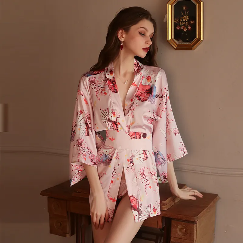 2024 Hoge Kwaliteit Spot Groothandel Dames Nachtkleding Japanse Kersenbloesem En Konijnenprint Kimono Satijnen Riem Robe Gr1597