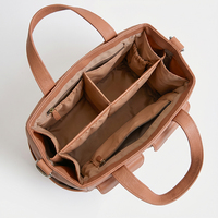 Sac fourre-tout personnalisé pour bébé en cuir véritable, sacs d'organisation de maternité avec poche avant, sac à main de voyage pour maman, sac d'allaitement, fabricant sur mesure