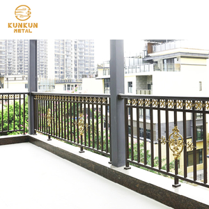 Modern siyah <span class=keywords><strong>Metal</strong></span> merdiven alüminyum korkuluk Villa güverte ve balkon dekoratif güverte korkuluğu sistemi için güzel tasarım - Product Image 6