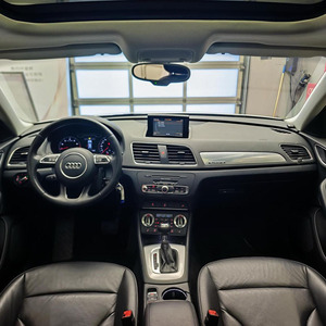 Auto Usata Economica di Seconda Mano <span class=keywords><strong>Audi</strong></span> <span class=keywords><strong>Q3</strong></span> 2014 1.4T <span class=keywords><strong>Audi</strong></span> <span class=keywords><strong>Q3</strong></span> 35 TFSI Progressive Dynamic Edition <span class=keywords><strong>SUV</strong></span> Compatto per l'Africa Occidentale - Product Image 5