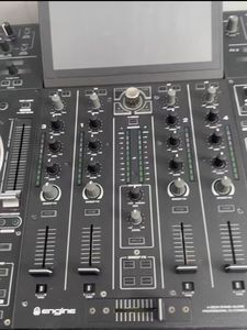 Contrôleur tout-en-un <span class=keywords><strong>Denon</strong></span> Prime4+ P4 d'occasion avec lecteur de disque flash USB 4 canaux, contrôleur de <span class=keywords><strong>platine</strong></span> DJ numérique et logiciel Serato - Product Image 4