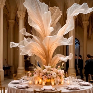 פרח ענק מבד אורגנזה משי, בעבודת יד, בהתאמה אישית, לקישוט שולחן חתונה, רקע לאירועים ומסיבות. - Product Image 1