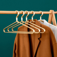 Cintres en aluminium robustes pour manteaux et vestes, cintres dorés pour vêtements