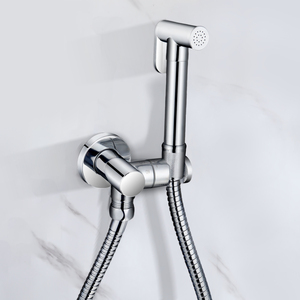 วาล์วอาบน้ำมุมสุขภัณฑ์ในห้องน้ำโรงแรมมีสวิตช์ปิดและที่วางฝักบัวมือ - Product Image 5