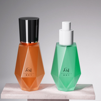 Botella de Spray Vacía de 100 ml para Productos de Belleza, con Diversos Tratamientos de Superficie y Diferentes Bombas, Impresión en Serigrafía Personalizada