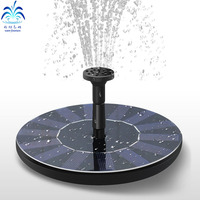 Décoration intérieure Fibre Résine Mur Jardin Bain d'oiseau 7 Watt Pompe Étangs Extérieur Petite fontaine d'eau à énergie solaire