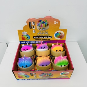 Juguete Sensorial Antiestrés de Unicornio con Relleno de Harina Arcoíris, Tipo Dumpling, de la Marca USA Warehouse - Product Image 2