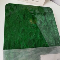 Panneau acrylique décoratif haut de gamme vert émeraude à motif cristal de glace, finition translucide pour aménagements et signalétique de magasins de détail