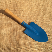 Ensemble d'outils de jardinage pour enfants, 3 pièces, manche en bois, pelle en métal, râteau, truelle, mini outils de jardin pour enfants, jouet de plage pour la plantation