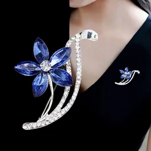 Wholesale Korea High-Grade Pearl Ladies Brooch Fashion Advanced Exquisite Corsage Rhinestone Anti-Walking Buckle Butterfly Pin