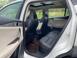 Auto Usado 2023 Lynk & Co 06 <span class=keywords><strong>Remix</strong></span> 1.5T PHEV Edición Pro 2022, Un Solo Dueño, Bajo Kilometraje, Título Limpio, SUV Híbrido - Product Image 5