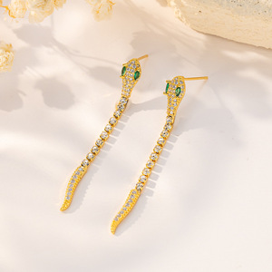 Pendientes con forma de serpiente, joyería de moda para mujer con circonita dorada, EDB 016 - Product Image 3