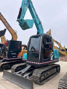 Kobelco SK75 Excavadoras usadas Buen estado 7 toneladas Mini Micro Excavadora sobre orugas de segunda mano pequeña para la Venta barata - Product Image 2