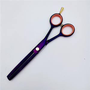 กรรไกรตัดผม Hu7 ขนาด 6.0 นิ้ว กรรไกรซอยผม สแตนเลส หัวตรง ชุบโครเมียม สำหรับใช้ในงานเสริมสวย - Product Image 2