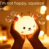 Veilleuse LED Lapin Mignon Moderne en ABS Blanc avec Contrôle Tactile et Télécommande, Recharge USB, Design Cartoon, Idéale pour Hôtels, Écologique