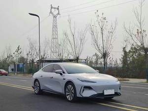 Geely Galaxy E8 2024 d'occasion, 665 km, propulsion arrière, <span class=keywords><strong>édition</strong></span> Starship longue portée, <span class=keywords><strong>plateforme</strong></span> SEA, coefficient de traînée 0,199Cd, écran 8K de 45 pouces - Product Image 3