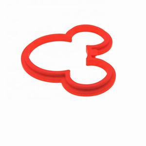 Fabricante hecho a medida múltiples formas/diseños bandas tontas de silicona juguete elástico realista de alta calidad - Product Image 1