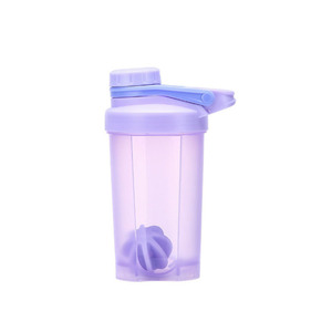 Bouteille de <span class=keywords><strong>sport</strong></span> en plastique pour shaker de protéines, 500 ml, 700 ml, avec logo personnalisé pour les grossistes - Product Image 1