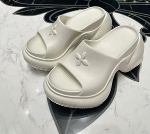 Chaussures pour femmes, sandales à talons hauts à plateforme de 9 cm, style croisé, été 2026, tongs de plage pour femmes - Product Image 2