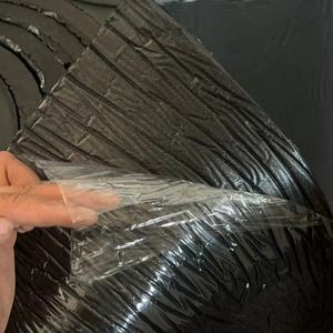 Les rouleaux de mousse de caoutchouc auto-adhésifs en aluminium sont utilisés pour l'isolation <span class=keywords><strong>phonique</strong></span> et l'isolation thermique des tuyaux du système de ventilation - Product Image 3