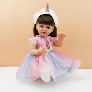 Poupée réaliste <span class=keywords><strong>Reborn</strong></span> <span class=keywords><strong>en</strong></span> <span class=keywords><strong>Silicone</strong></span> pour bébé, cadeau Surprise, réchauffement du cœur, 22 pouces, bon marché - Product Image 1