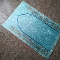 Tapis de prière musulman en velours antidérapant bon marché tapis de prière rembourré avec boîte à cadeaux