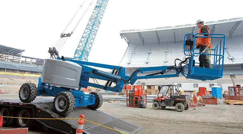 Piattaforma verticale per esterni 10m-45m piattaforma di sollevamento per lavoro aereo articolata da uomo ascensori