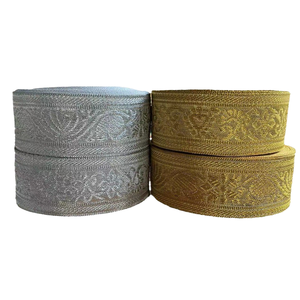 ริบบิ้นลายชนเผ่าแบบจาการ์ด ทอเป็นลายดอกไม้เล็กๆ สีทอง สีเงิน ความทนทานสูง โพลีเอสเตอร์ 100% เป็นมิตรกับสิ่งแวดล้อม สำหรับทำกระเป๋าเสื้อผ้า - Product Image 1