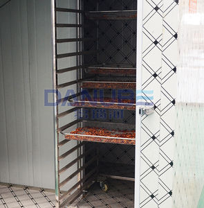 Séchoir à tranches d'aubépine à température réglable, Chambre de séchage d'aubépine, Ligne de production de découpe et de séchage d'aubépine - Product Image 4