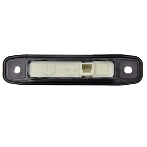 Interruptor de Apertura de Maletero Toyota 84840-28040 para Reparación o Reemplazo del Botón de Apertura del Portón Trasero - Product Image 4