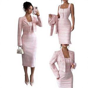 <span class=keywords><strong>Ensemble</strong></span> jupe midi deux pièces pour <span class=keywords><strong>femme</strong></span> avec manteau court à <span class=keywords><strong>carreaux</strong></span> boutonné à manches longues et nœud – Style tailleur - Product Image 1