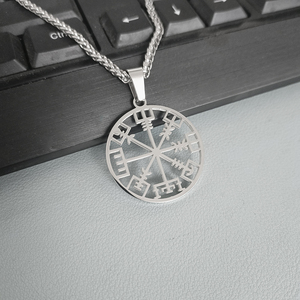 Viking nordique voyageur collier de protection hommes Viking Vegvisir boussole en acier inoxydable pendentif collier amulette cadeau pour lui - Product Image 5