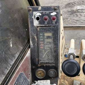 رافعة مجنزرة مصنوعة في اليابان بسعة 50 طن للاستخدام الإنشائي للبيع - Product Image 5