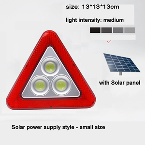 Segnale stradale riflettente di avvertimento di emergenza del <span class=keywords><strong>triangolo</strong></span> del veicolo dell'<span class=keywords><strong>automobile</strong></span> di energia solare di emergenza con luce lampeggiante a LED - Product Image 5