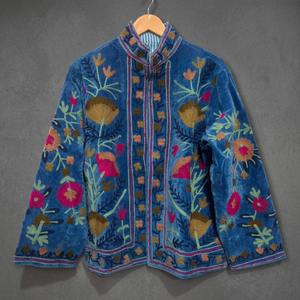 Luxury Ethnic Style <b>Women</b> Embroidered Blue <b>Velvet</b> Outerwear Floral Motif Stand Collar Short Winter <b>Jacket</b> Custom Manufacturer - Product Image 2