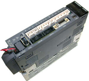 Servoaccionamiento de Alto Rendimiento MR-J3 200A 350A 200T y Controlador de Motor Servo AC Tipo Red con Posicionamiento Integrado Industrial - Product Image 2