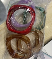 Bracelet jonc en acrylique en stock, prêt à être expédié rapidement, bracelet jonc en résine coloré, délicat, minimaliste et épais