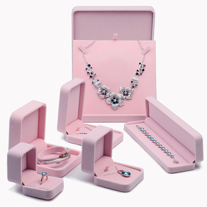FANXI - Caja de Joyería de Terciopelo Rosa de Lujo Personalizada para Anillos, Colgantes, Pulseras, Collares Largos, para Niñas y Mujeres - Product Image 1