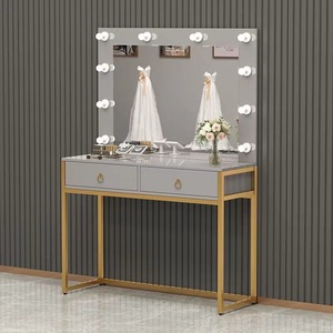 Miroir de maquillage éclairé avec tiroirs et cadre métallique — Poste de travail professionnel pour maquilleurs en salon, studio de beauté - Product Image 3