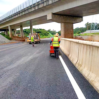 Peinture thermoplastique pour marquage routier, excellente stabilité à la fusion, résistante aux fissures, haute rétro-réflexion
