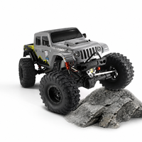 شاحنة RGT 18100 1/10 RC الزاحفة للطرق الوعرة 4x4 جاهزة للتشغيل (RTR) بقاعدة عجلات 350 مم، مع وحدة تحكم السرعة الإلكترونية (ESC) من Hobbywing بقوة 60 أمبير، وسيرفو معدني بقوة 15 كجم، وارتفاع عالي، مناسبة لهواة القيادة.