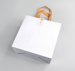 Bolsa de Papel Ecológica y Sostenible para Cosméticos, con Logotipo Personalizado al por Mayor, Bolsa de Compras Blanca con Asa de Listón - Product Image 4
