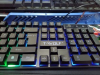Clavier et souris filaires pour jeux T-Wolf TF200, vente flash, 104 touches avec éclairage LED pour PC, ordinateur portable