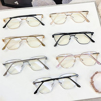 Charnière à ressort durable pour ordinateur pour femmes Petit oeil de chat Bling Diamond Montura Optica Prescription Myopie Monture Lunettes optiques