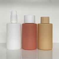 Personalizado 300ml 10oz HDPE Hombro cuadrado Mate Suave al tacto Squeeze Tapas de bomba de grasa para champú Cuidado DE LA PIEL Tapas de botellas de aceite de lavado corporal