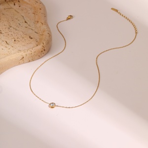 Collar Minimalista con una Sola Piedra en Forma de Lágrima para Mujer, Acero Inoxidable, Circonia, Collar con una Piedra de Diamante en Forma de Gota de Agua - Product Image 2